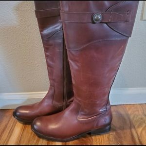 *NEVER WORN* Frye Molly Riding Boots in Cognac